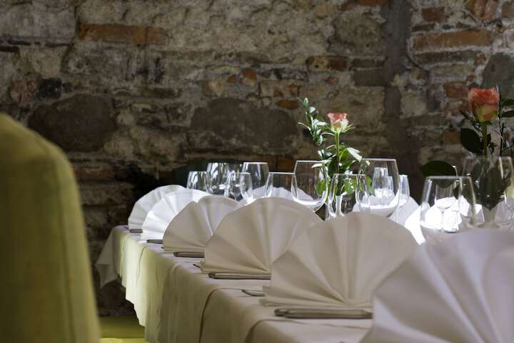 Dining 92 of 130