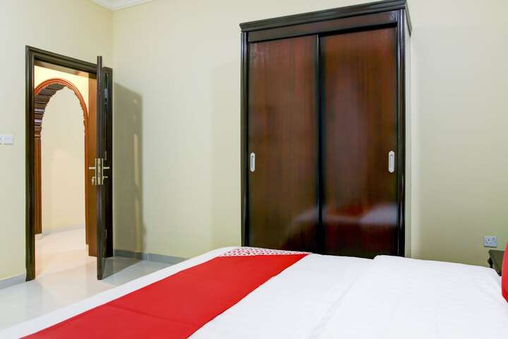 Room 27 of 70