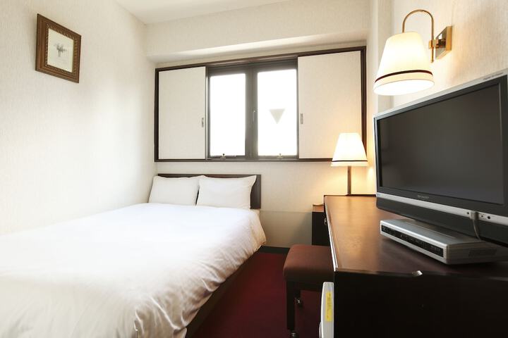 Room 11 of 58