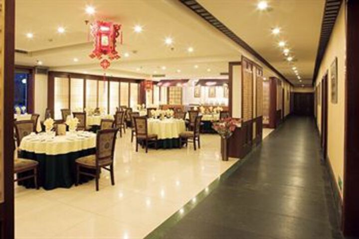 Dining 84 of 91