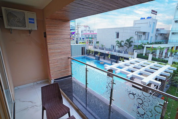 Hotel 75 of 81