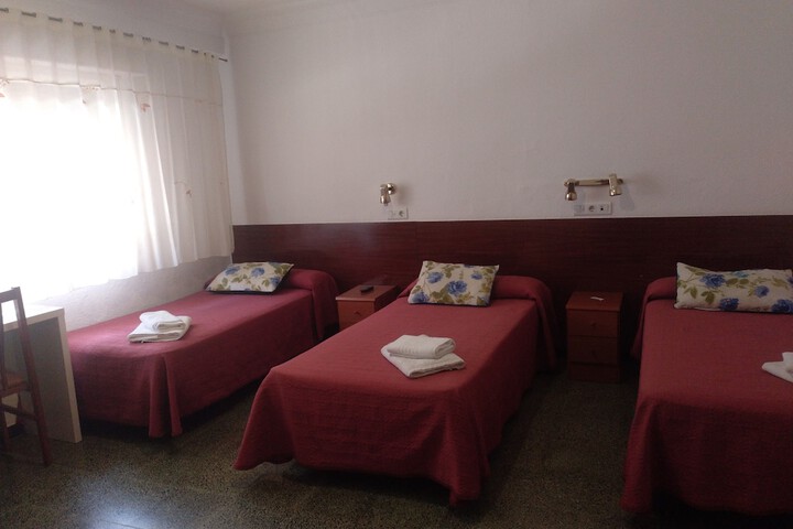 Room 9 of 46