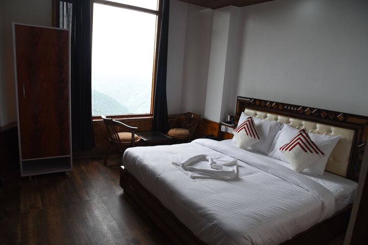 Room 20 of 76