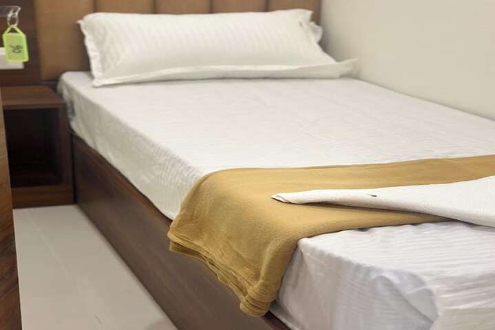 Room 4 of 21