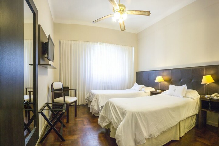 Room 5 of 26