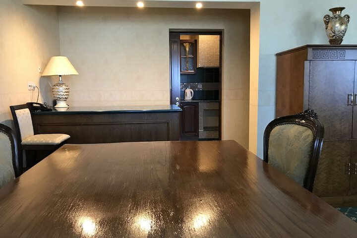 Room 29 of 64