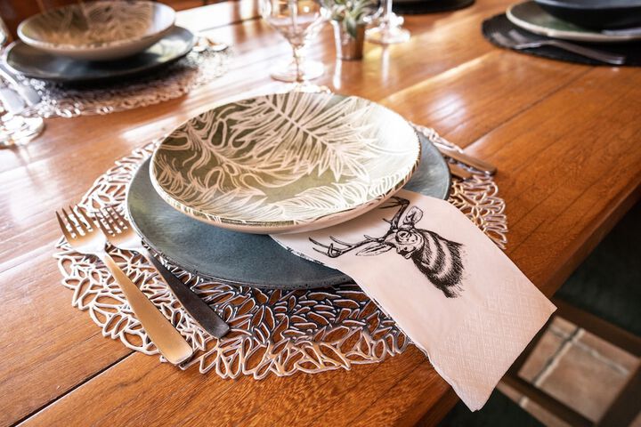 Dining 26 of 37
