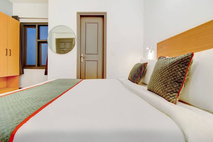 Room 26 of 44
