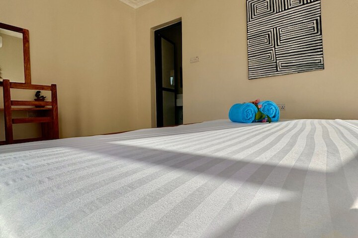 Room 34 of 63