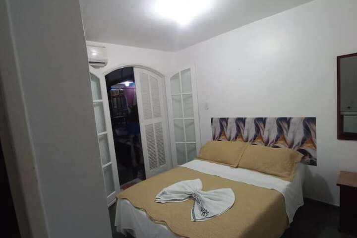 Room 8 of 31