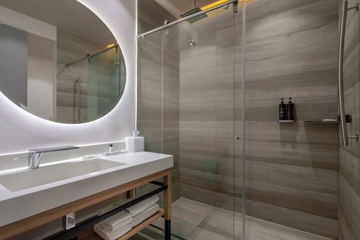 Bath Interior