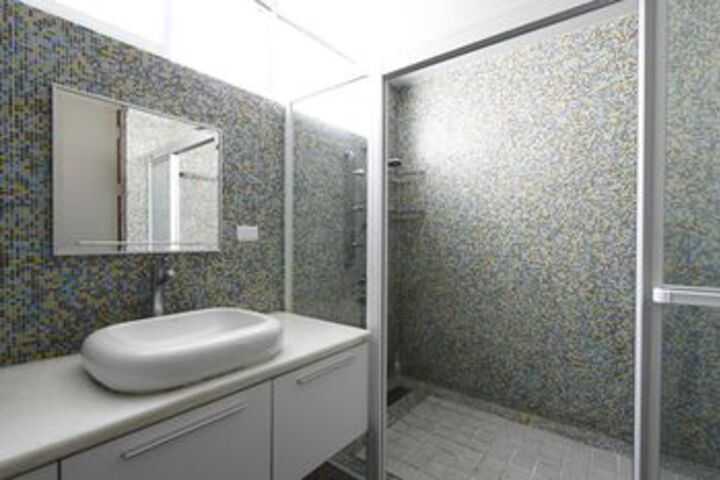 Room 6 of 45