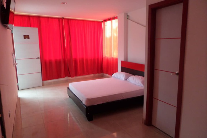 Room 6 of 22