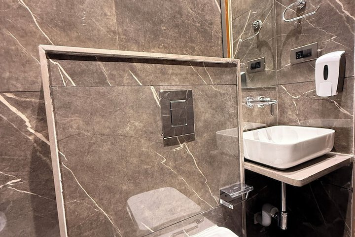 Room 41 of 50