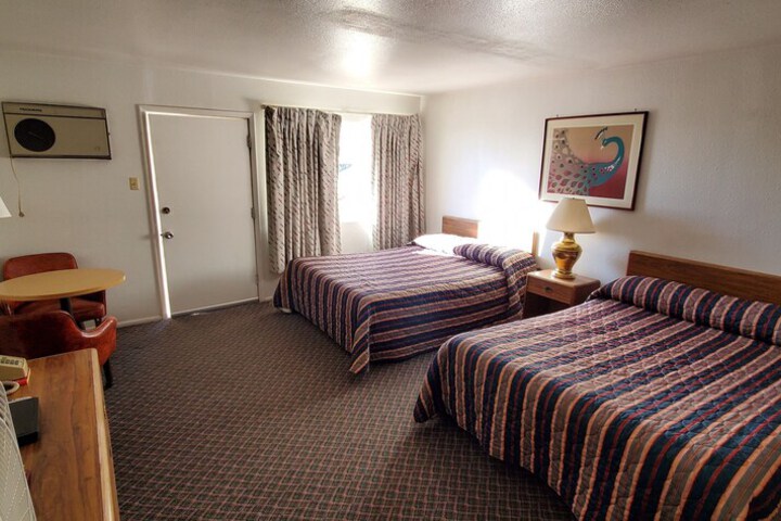 Room 33 of 57