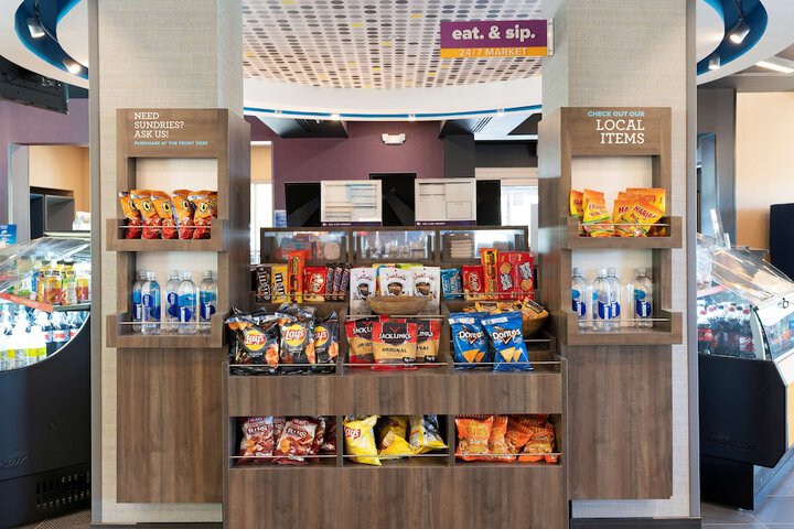 Snack bar