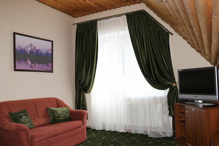 National Hotel