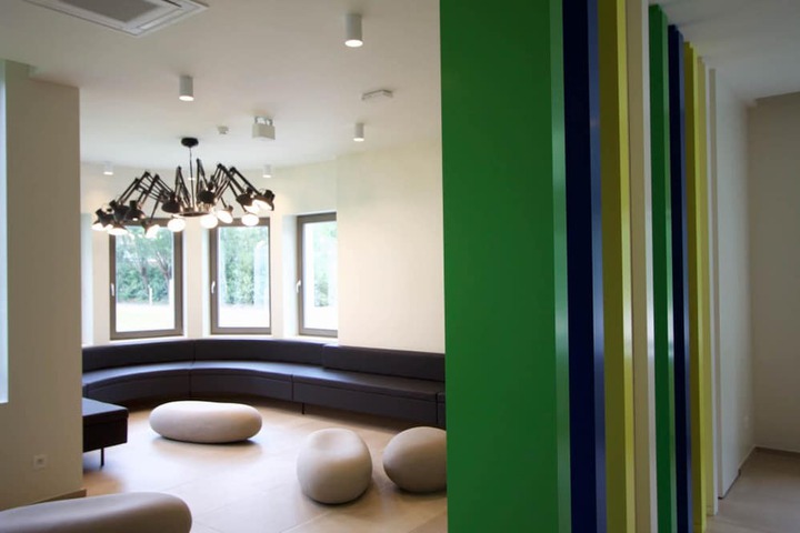 Entrance & Lobby