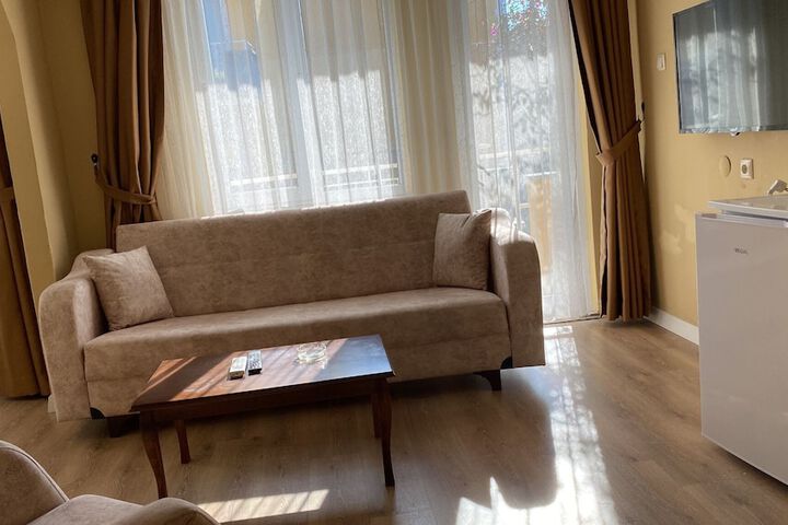 Room 28 of 58