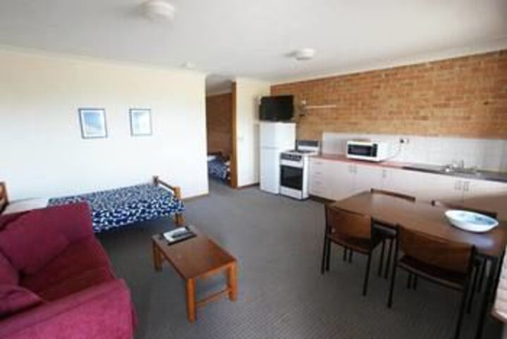 Room 11 of 17