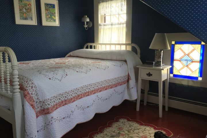 Room 8 of 29