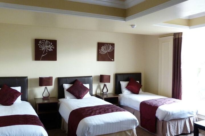 Room 14 of 34