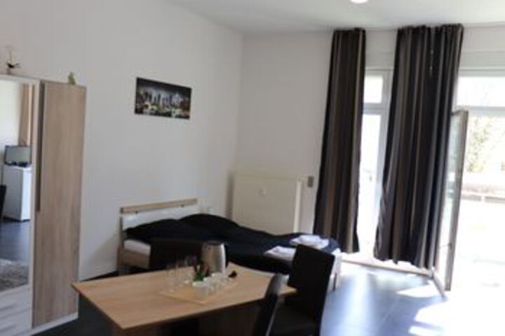Room 50 of 69