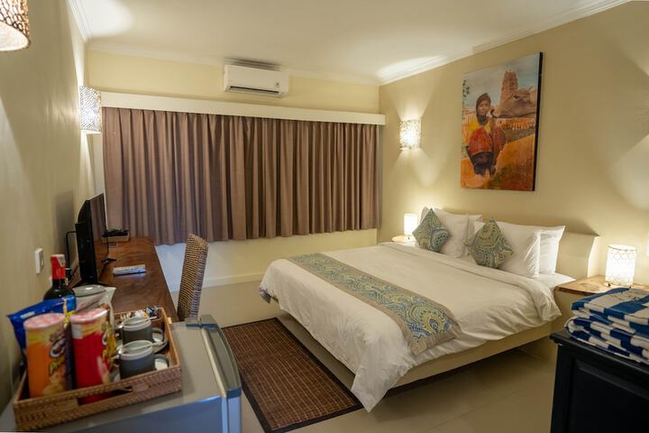 Room 25 of 106