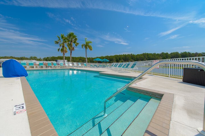 Pool 11 of 27