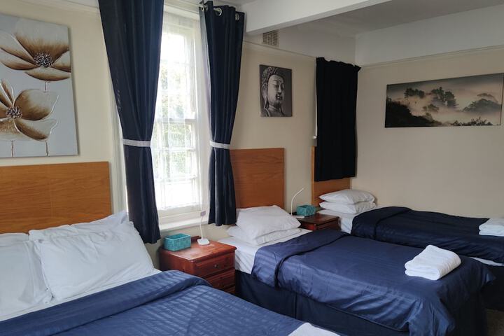 Room 26 of 49