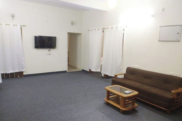 Room 22 of 32
