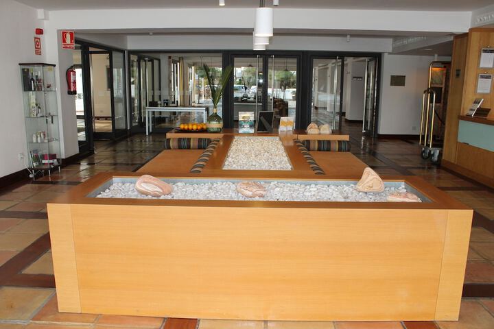 Hotel 2 of 52