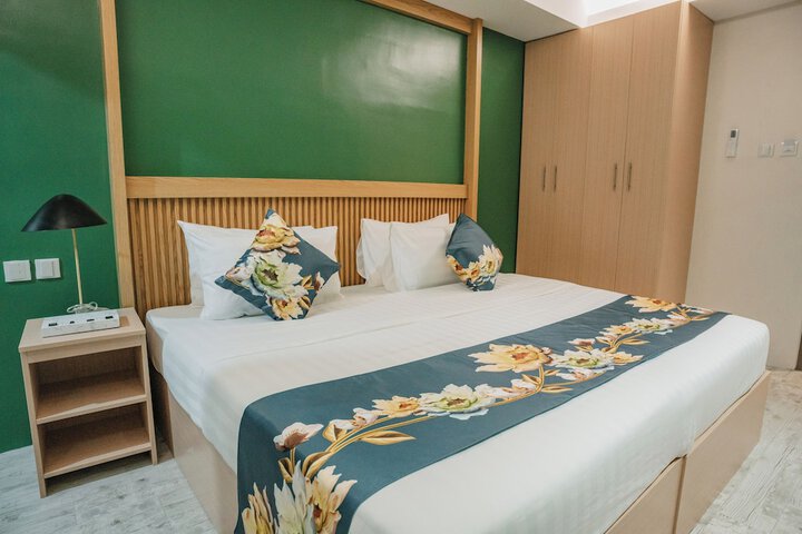 Room 27 of 72