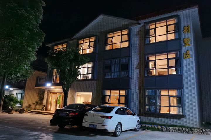 Hotel 9 of 25