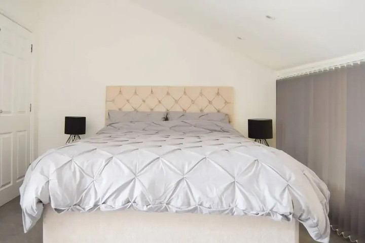 Bright Modern 3 Bedroom Flat in The Heart of Marylebone