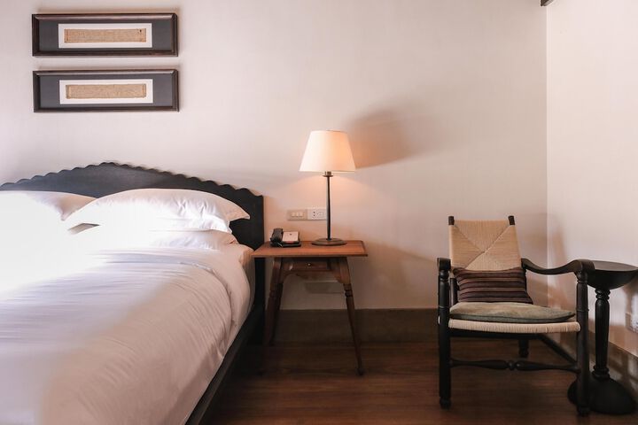 Room 10 of 87