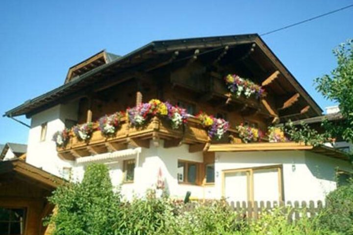Ferienwohnung und Appartment Haus Bergheimat - Neustift im Stubaital