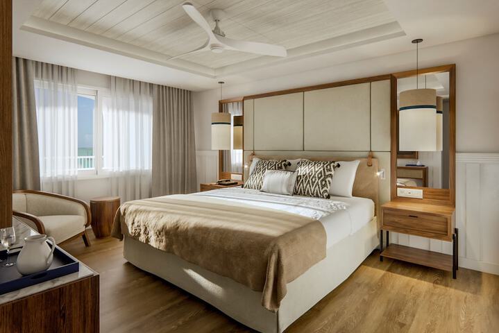 Room 16 of 73