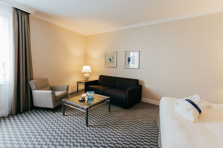 Room 17 of 116