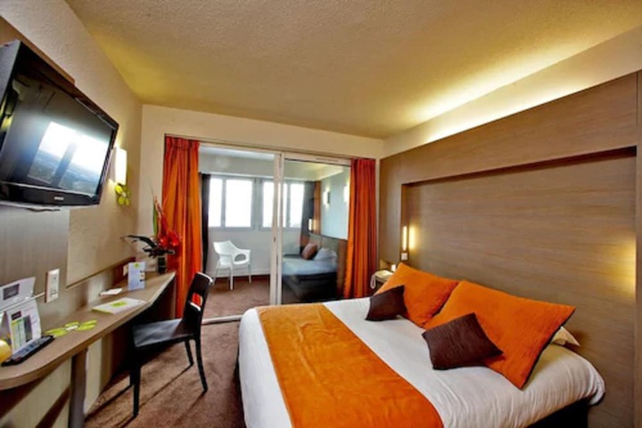 Room 14 of 44