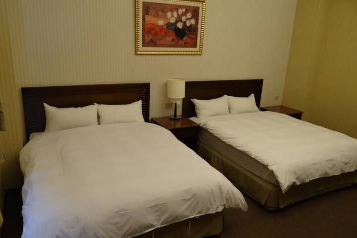 Room 20 of 37