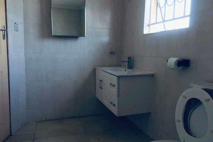 Room 20 of 34