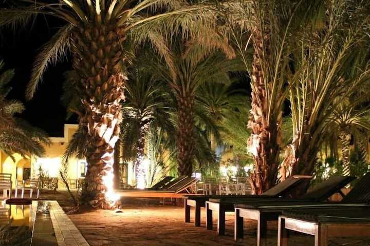 Hotel Exterior 124 of 146