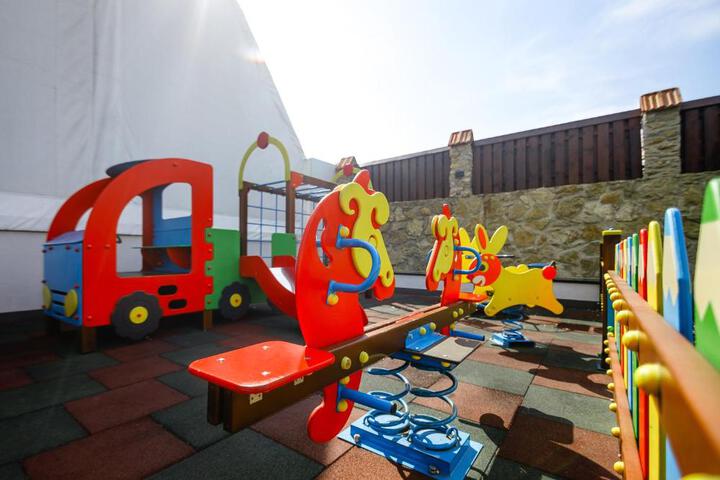 General 16 of 100