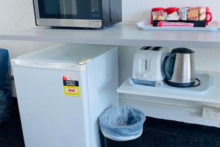 Room 6 of 15