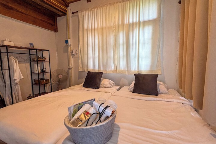 Room 42 of 135