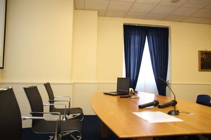 Business Center 148 of 180