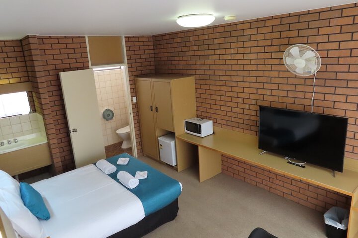 Room 5 of 67