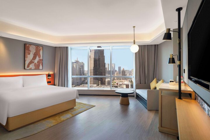 Room 42 of 67