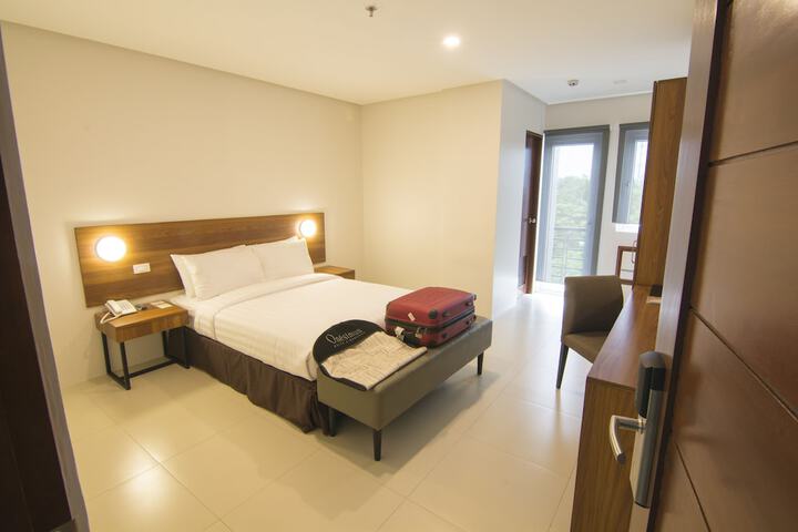 Room 7 of 30